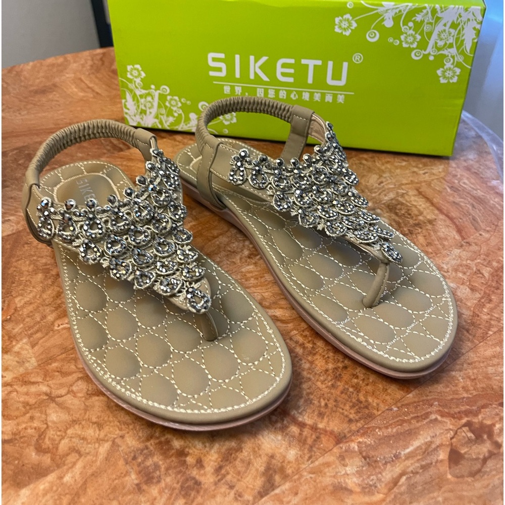 NIB   Siketu | Apricot Beaded Wind Chimes Sandal  ZL840